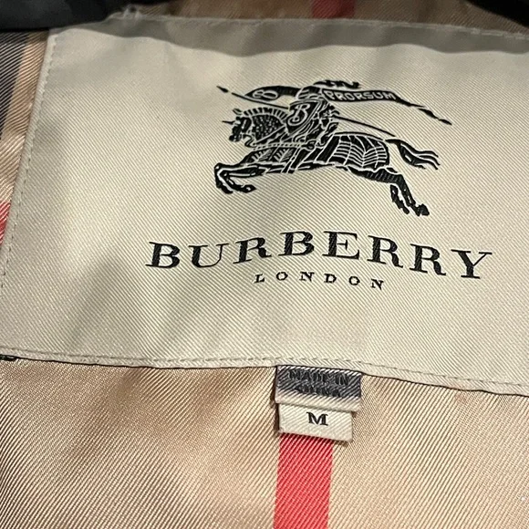 Burberry Black Hooded Puffer Coat - Picture 3 of 10